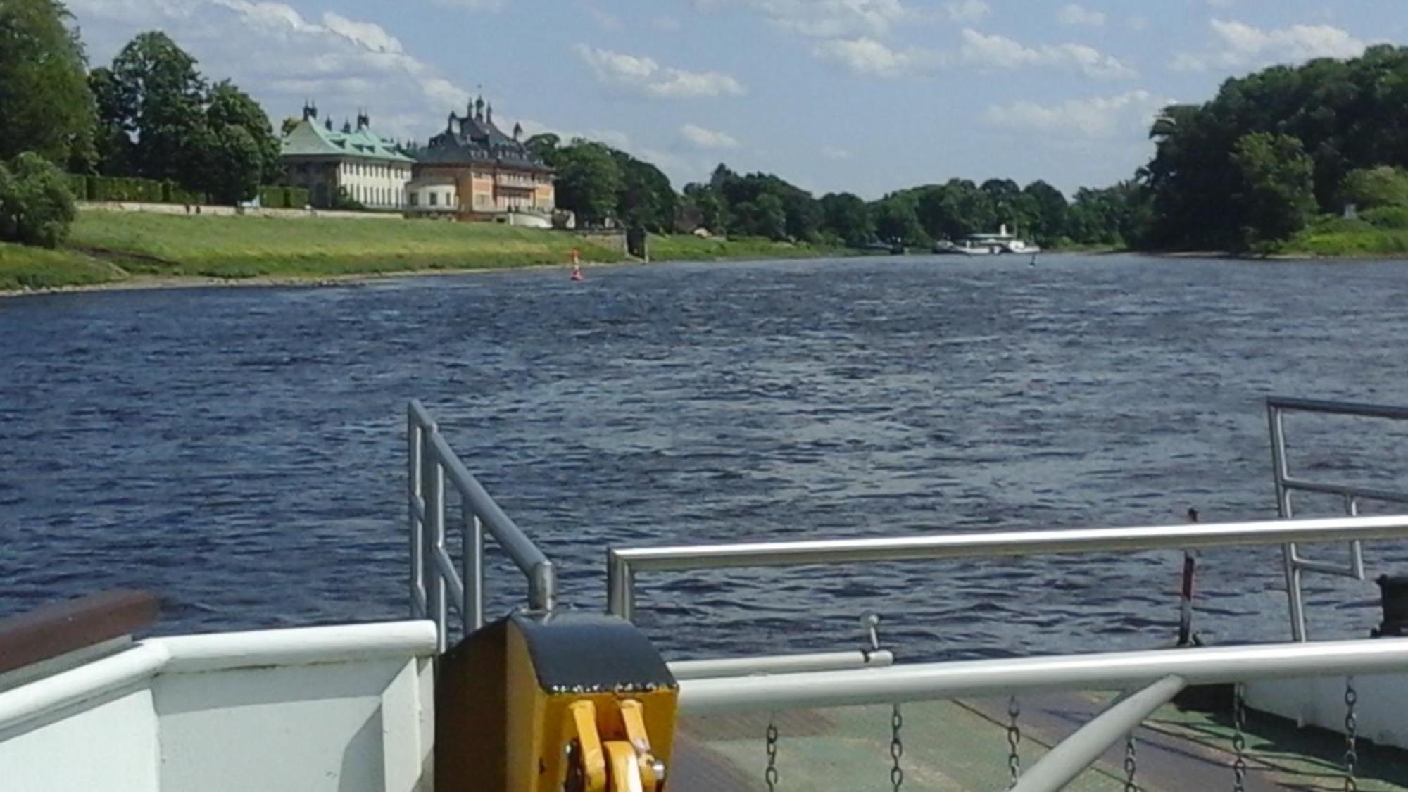 Dresden-Entspannung-Natur-Trifft-2-Staedte-Am-Fluss Luaran gambar